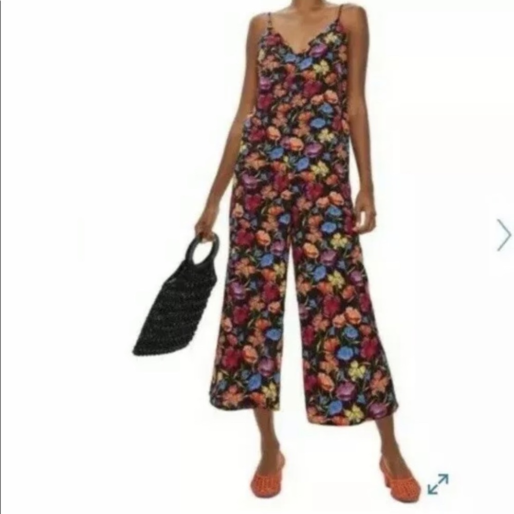 NEW TOPSHOP Sleeveless Floral Jumpsuit SIZE 8-10 - Picture 1 of 8
